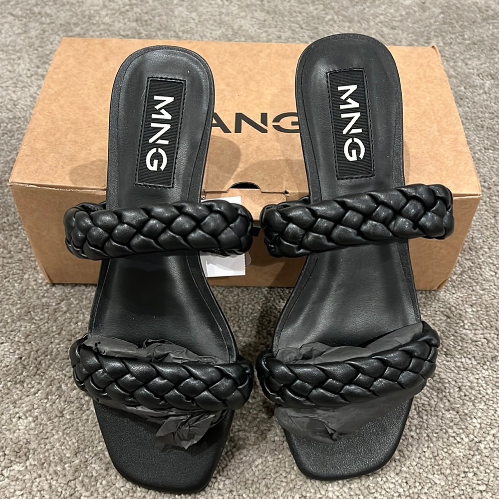 Cute Black Open Toe Sandals